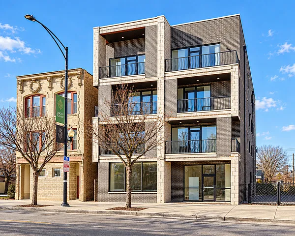 2518 W Division St #3W