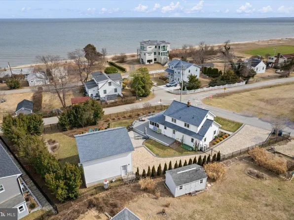 5122 Bay Pkwy, Huntingtown, MD 20639