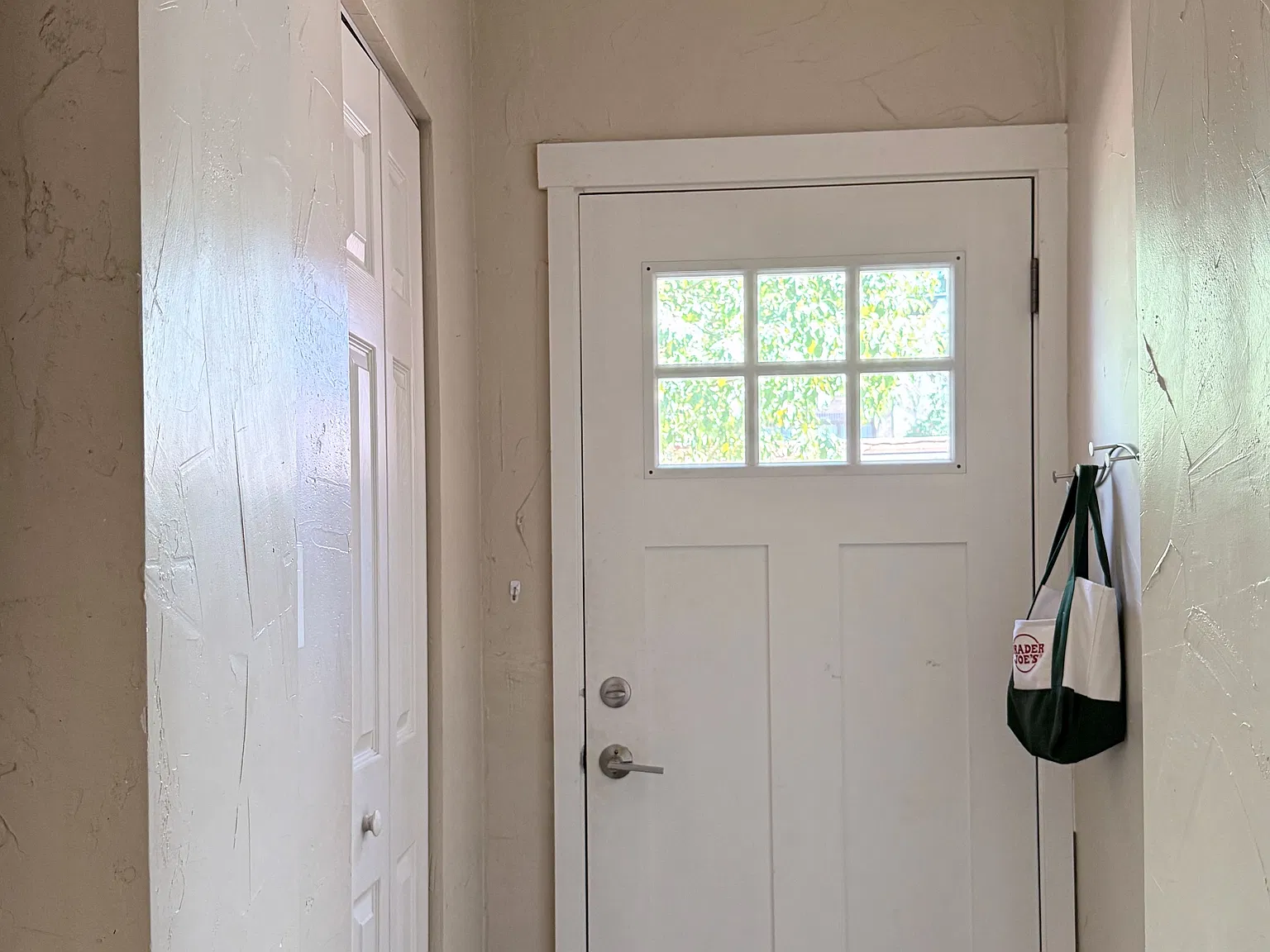 1 bed, 500 sqft, $1,700 — Photo 3
