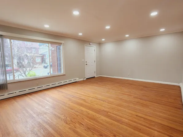 11 Broadman Parkway image 3 of 10