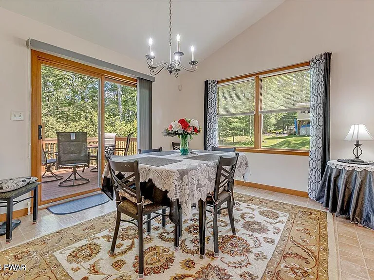 801 Sun Valley Ct — Photo 10