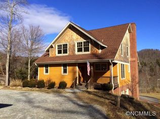 47 Grand Peak Springs Rd, Zirconia, NC 28790