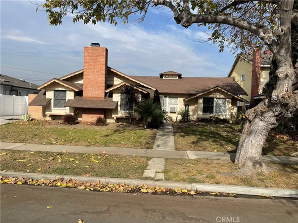 2971 Inverness Dr, Los Alamitos, CA 90720