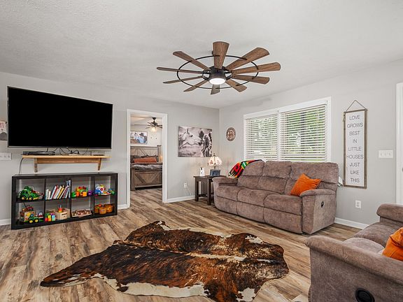 4th image of 5535 Highway 161