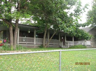 3484 Rains Rd, Pineville, MO 64856