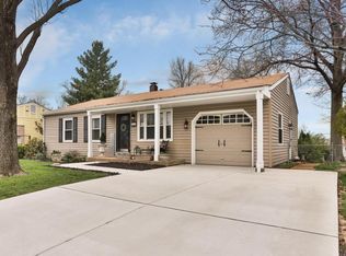 1015 Savoy Ln, Ballwin, MO