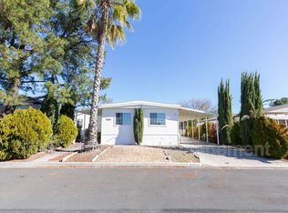 38232 Via Del Largo Rd, Murrieta, CA 92563