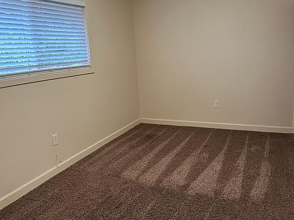 5th image of 1206 E 35th St