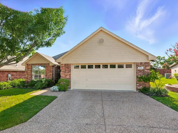 919 Cresthaven Dr #4, Cedar Hill, TX 75104