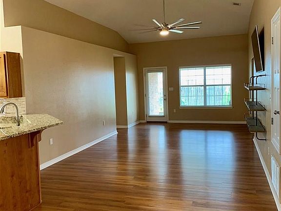 2nd image of 3770 Landon Ct