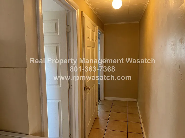 866 S McClelland St — Photo 24