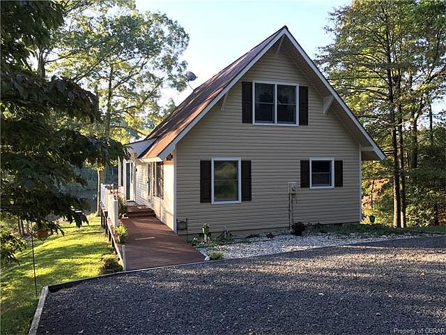 1st image of 327 Deer Trail Dr