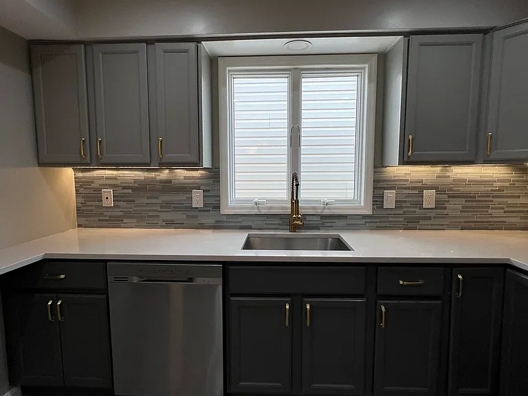 51 Barbara St #2 — Photo 4