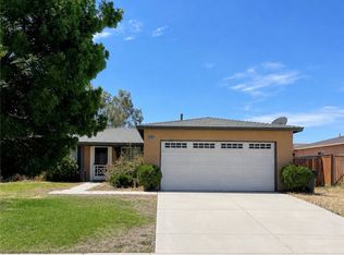 10607 Chesterfield St, Adelanto, CA 92301