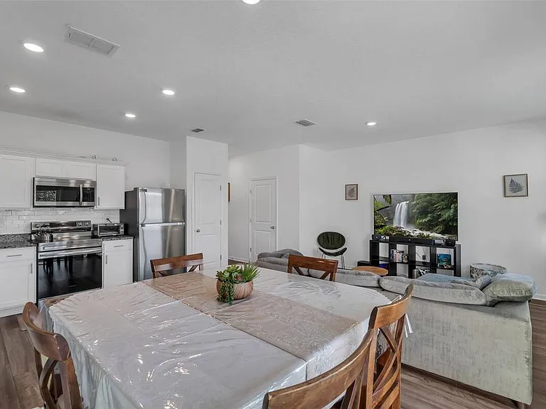 6359 Kay Morgan Ln — Photo 7