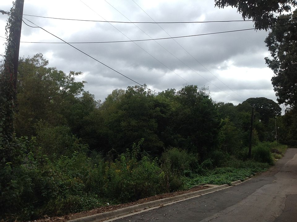 2nd image of 4000 4th Avenue