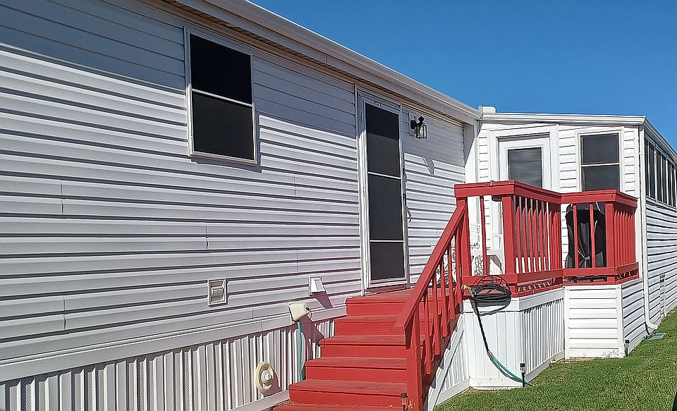 2nd image of 11022 Fumar Ln