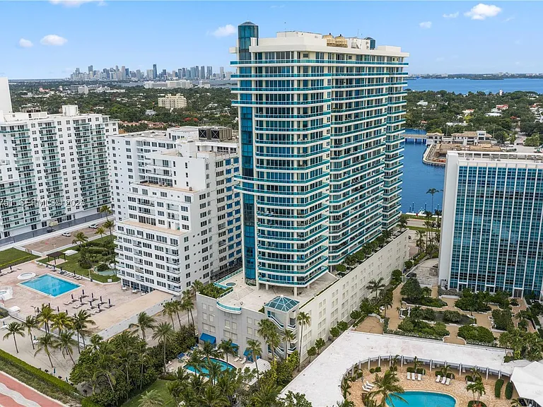 5025 Collins Ave #1103-1104-1105 — Photo 57