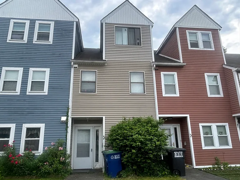 62 Marshall St #B — Photo 22
