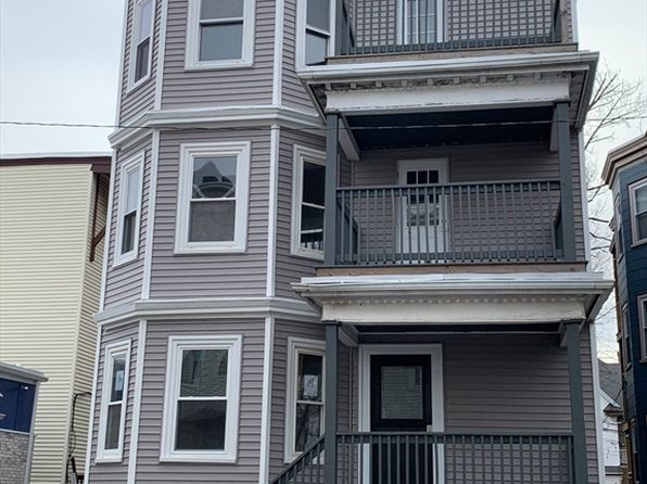 6 Taft St FLOOR 1