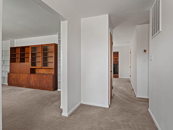 4th image of 6409 Arrington Rd