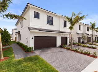 10922 SW 235th St, Homestead, FL 33032