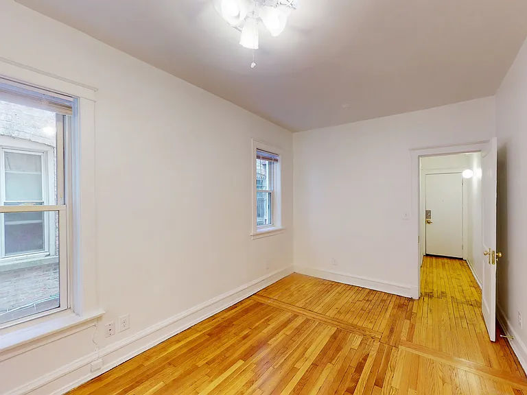 Dining/Living room