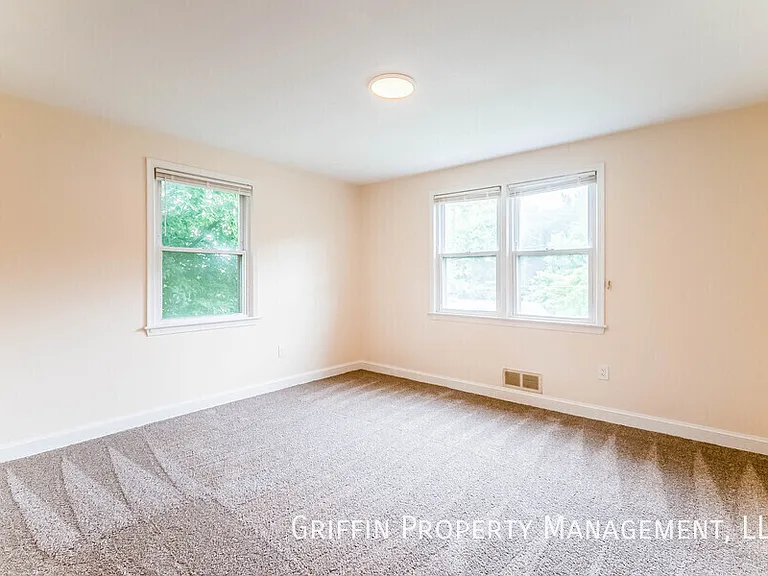 3505 Everest Dr — Photo 9