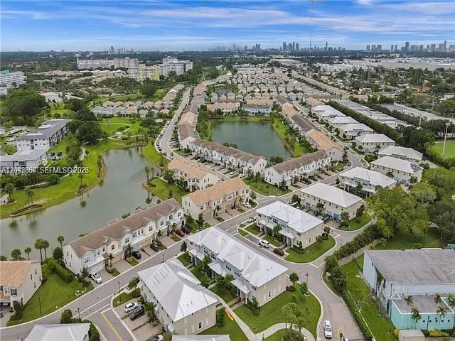 5140 Eucalyptus Dr — Photo 13