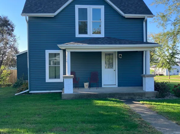 202 SE Kent St, Greenfield, IA 50849