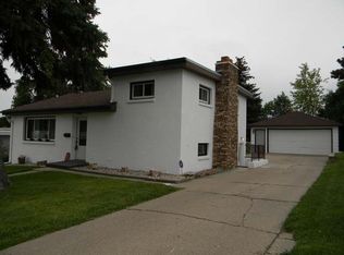 702 N 25th St, Bismarck, ND 58501