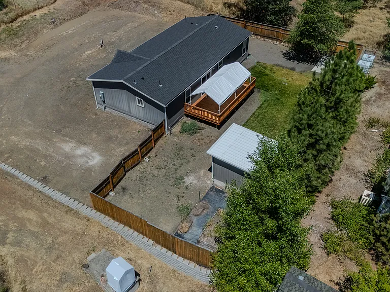 158 Train Ln — Photo 28