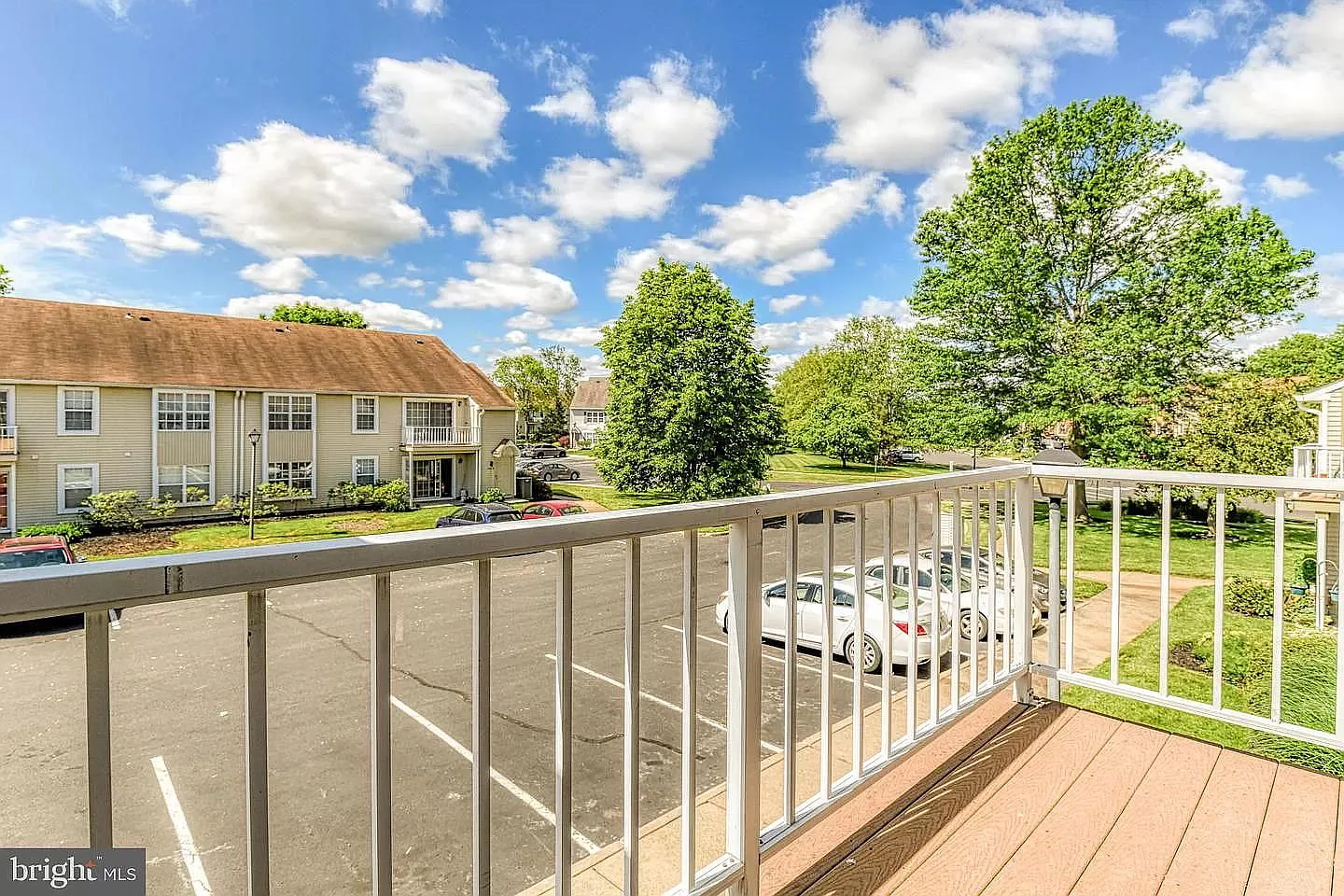 2 bed, 960 sqft, $2,000 — Photo 2