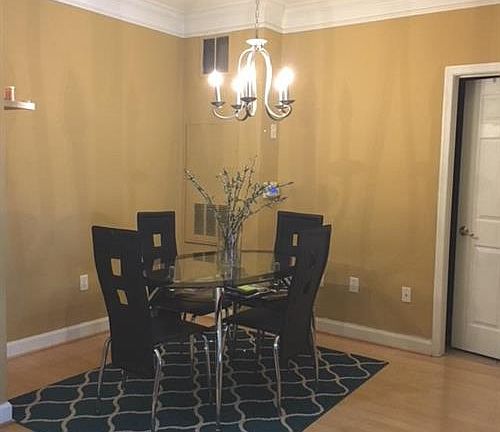 4th image of 501 Hungerford Dr APT 221