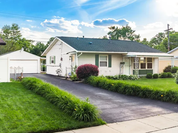 143 Meadow Ln, Johnstown, OH 43031