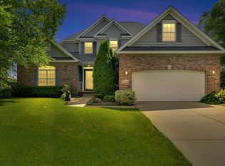 7 Whitekirk Grn, Valparaiso, IN 46385