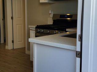 1663 E Hawthorne St #B, Ontario, CA 91764