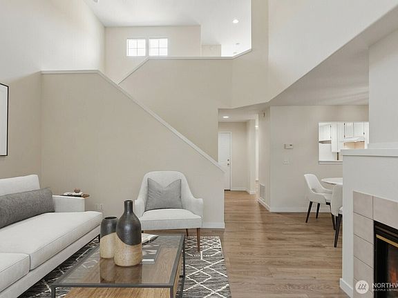4th image of 1430 W Casino Road #272