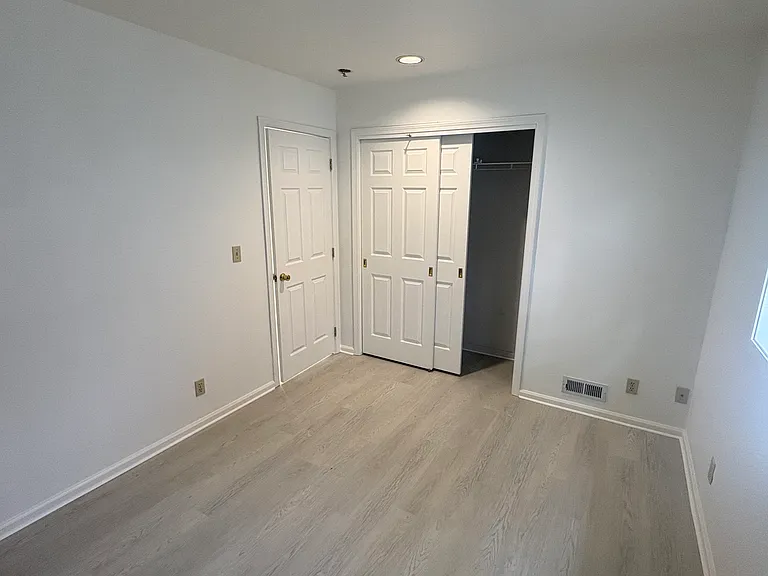 8058 Fauntleroy Way SW — Photo 12