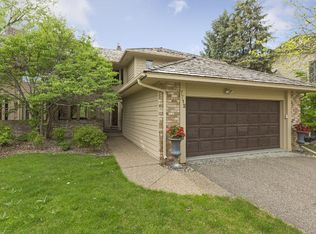 7712 Gleason Rd, Edina, MN 55439