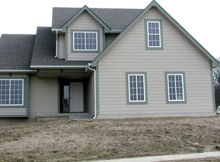 1915 SE Clover Ridge Dr, Ankeny, IA 50021