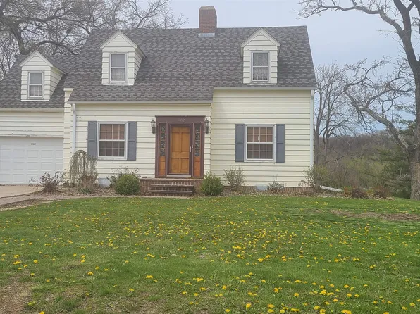 1002 1st St NW, Elkader, IA 52043