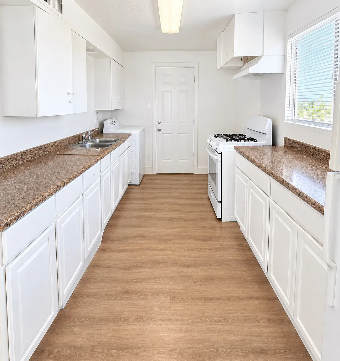 1 bed, 850 sqft, $900 — Photo 2