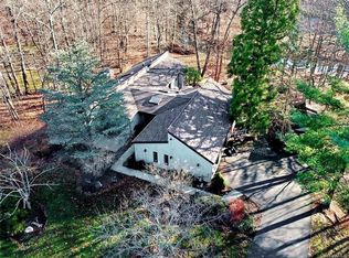 3 Woodfield Rd, Pomona, NY 10970