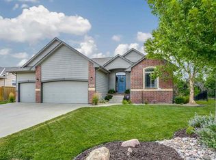 818 W Slate St, Andover, KS 67002