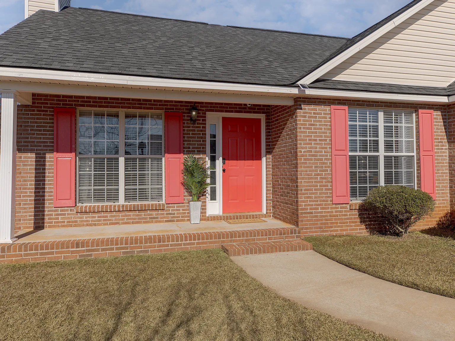 3 bed, 1436 sqft, $3,800 — Photo 4