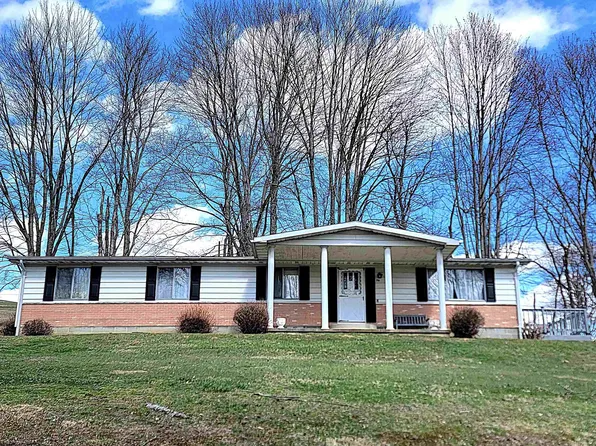 76 Gamble Rd, Morgantown, WV 26501