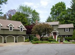 5 Ruping Dr, Burlington, MA 01803