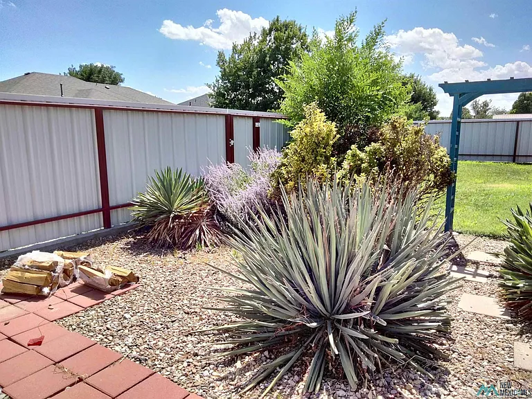 2117 Ralph Boone — Photo 38