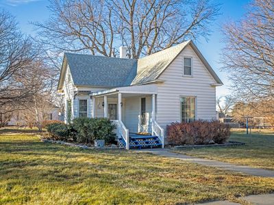 501 A Ave, Axtell, NE, 68924